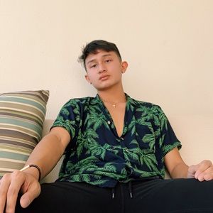 Meet your Posher, Jaevic